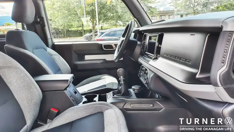 2022 Ford Bronco Base, 14 193 km, dovoz Kanada — foto 9 z 12