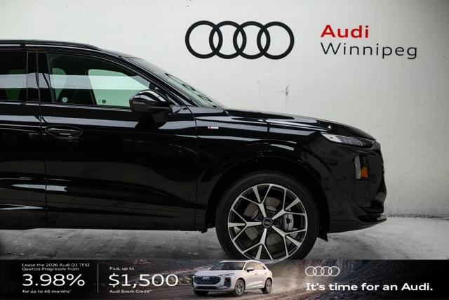 2026 Audi Q3 Technik, černá, 22 km, dovoz Kanada — foto 5 z 20