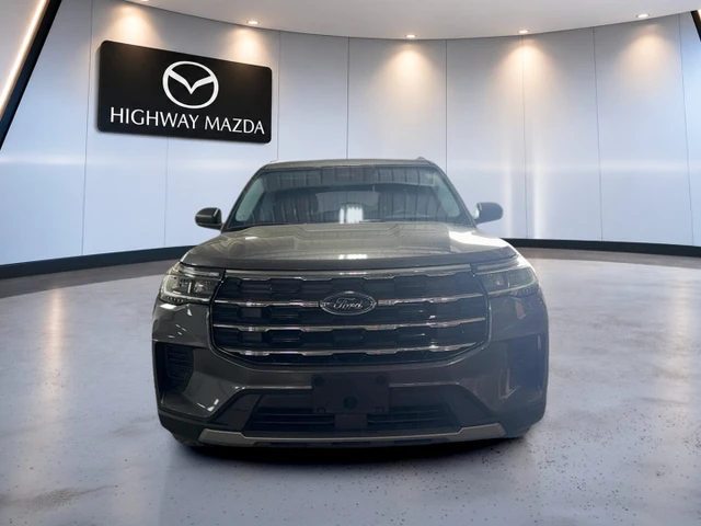 2025 Ford Explorer Active, šedá, 64 996 km, dovoz Kanada — foto 2 z 15