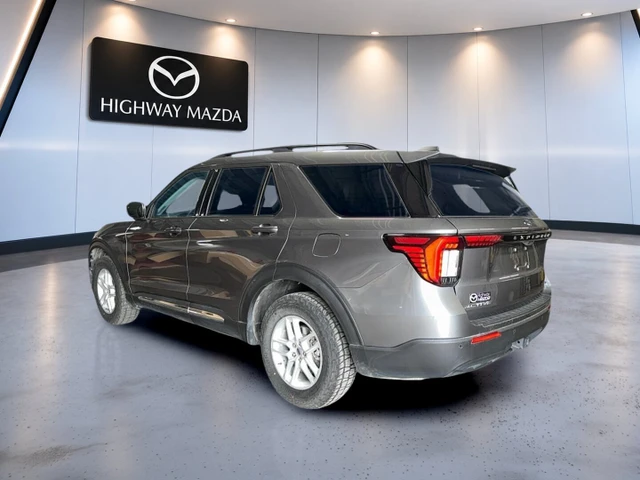 2025 Ford Explorer Active, šedá, 64 996 km, dovoz Kanada — foto 4 z 15