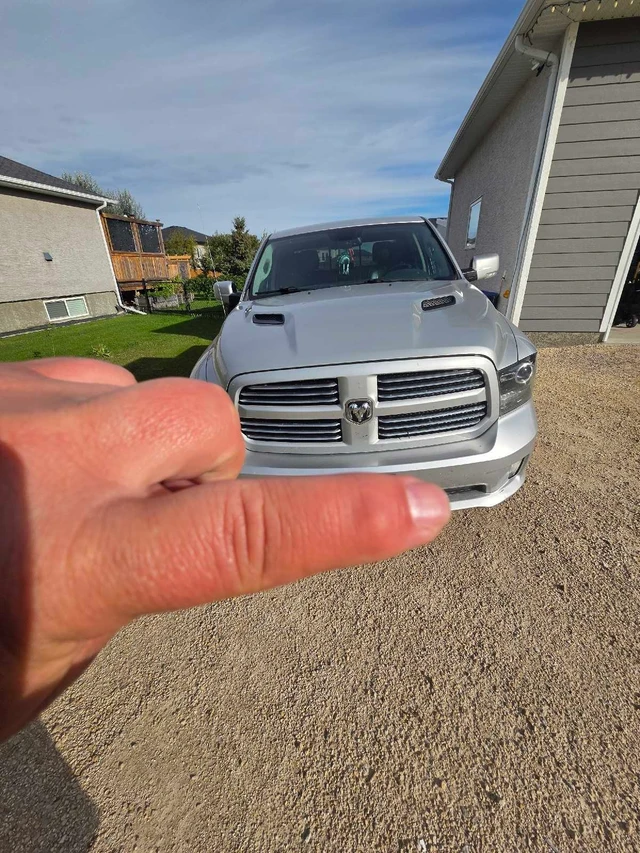 2016 RAM 1500, 205 000 km, dovoz Kanada — foto 2 z 3