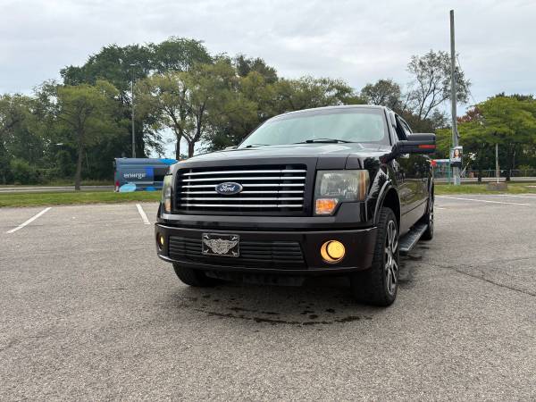 2010 Ford, dovoz Kanada — foto 2 z 12
