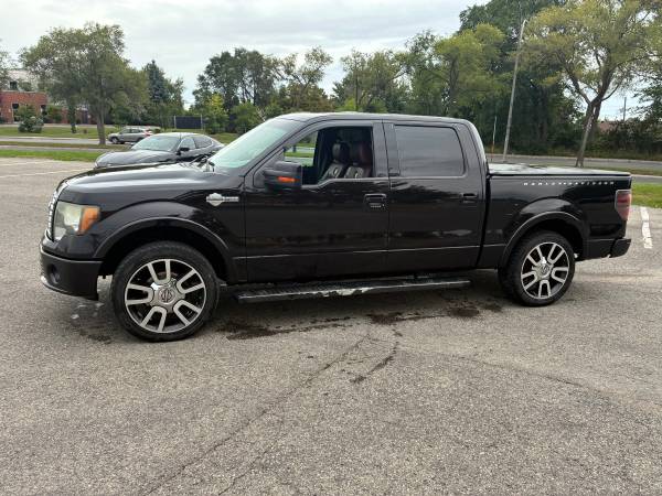 2010 Ford, dovoz Kanada — foto 5 z 12