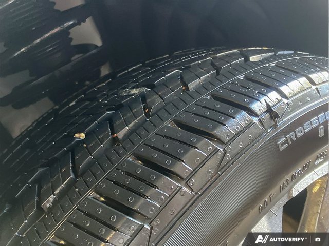 2027 GMC Acadia Elevation, bílá, 6 km, dovoz Kanada — foto 11 z 20
