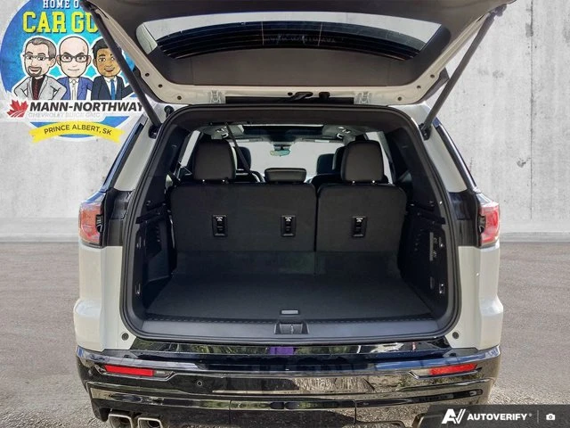 2027 GMC Acadia Elevation, bílá, 6 km, dovoz Kanada — foto 16 z 20