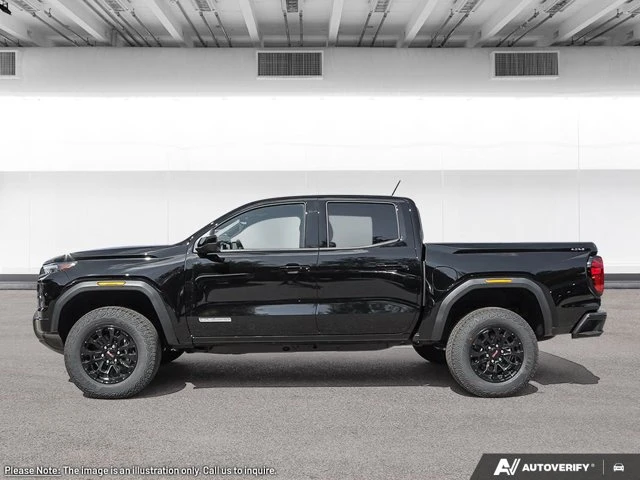 2026 GMC Canyon Elevation, černá, 6 km, dovoz Kanada — foto 3 z 20