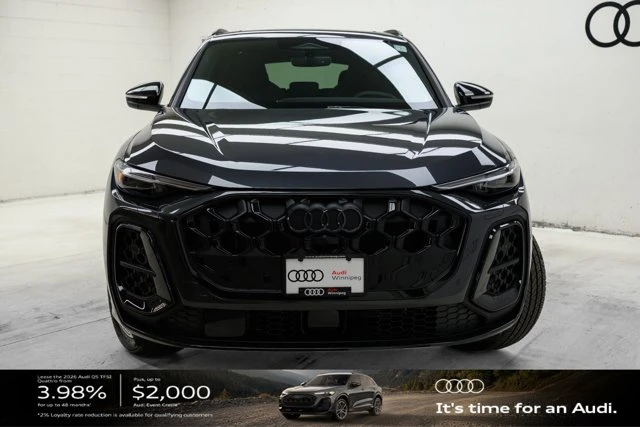 2026 Audi Q5 Progressiv, šedá, 12 km, dovoz Kanada — foto 2 z 20