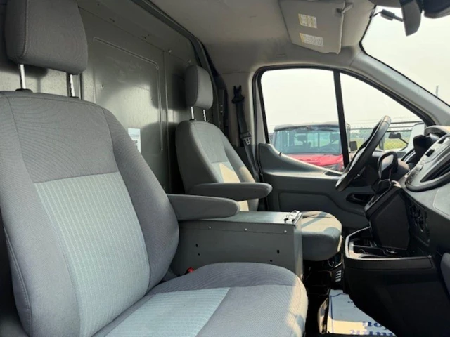 2017 Ford Transit, bílá, 187 953 km, dovoz Kanada — foto 12 z 20