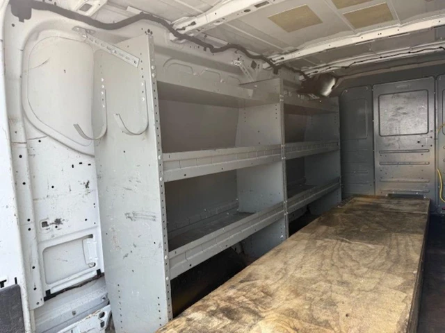 2017 Ford Transit, bílá, 187 953 km, dovoz Kanada — foto 5 z 20