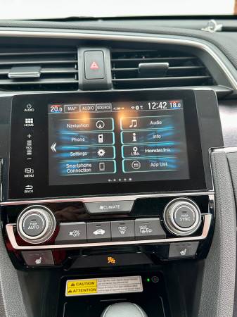 2017 Honda, dovoz Kanada — foto 12 z 12