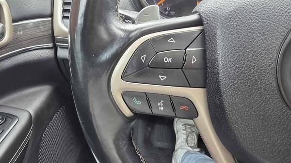 Jeep, dovoz Kanada — foto 12 z 12