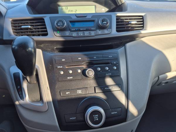 2012 Honda, dovoz Kanada — foto 11 z 12
