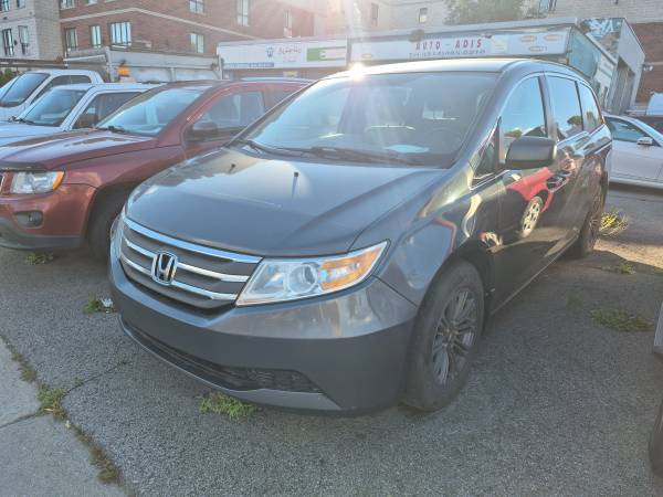 2012 Honda, dovoz Kanada — foto 2 z 12