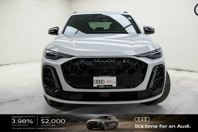 2026 Audi Q5 Technik, bílá, 90 km, dovoz Kanada — foto 2 z 20