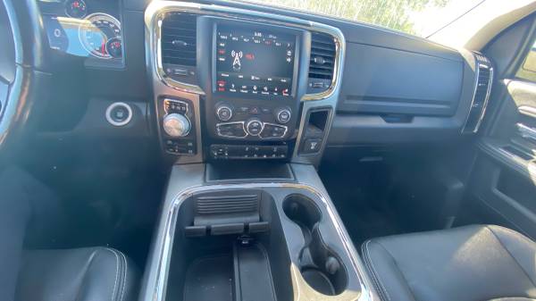 2018 Dodge, dovoz Kanada — foto 10 z 12