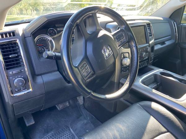 2018 Dodge, dovoz Kanada — foto 7 z 12