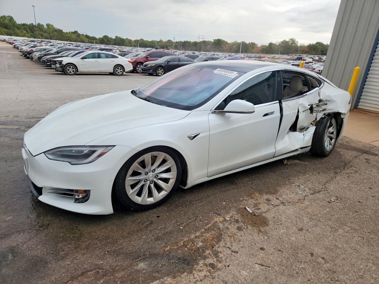 2017 Tesla MODEL S, bílá, 104 951 km, dovoz USA — foto 1