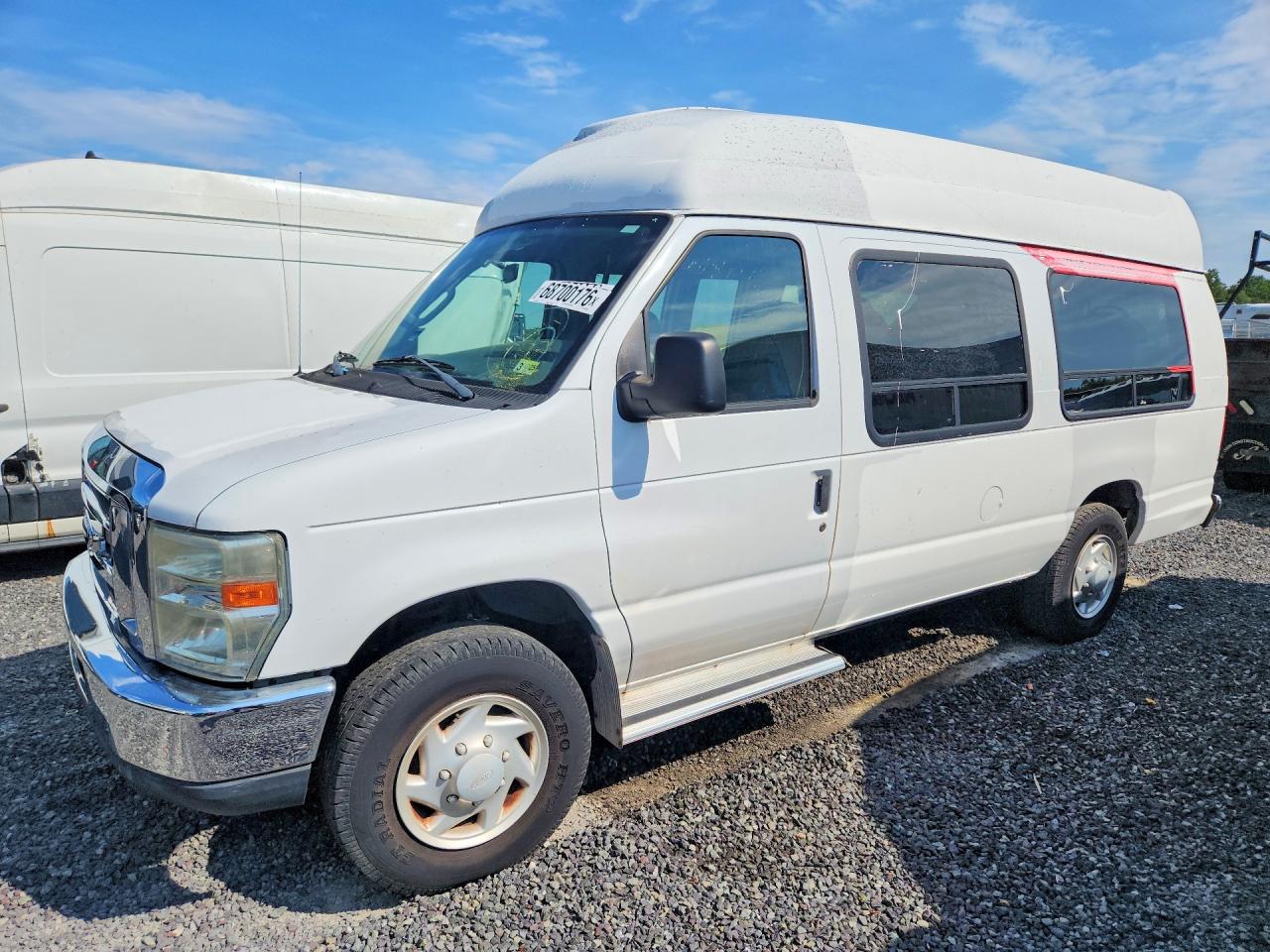 2008 Ford ECONOLINE E250, bílá, 125 525 km, dovoz USA — foto 1 2008 Ford ECONOLINE E250, bílá, 125 525 km, dovoz USA — foto 1