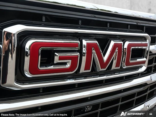 2026 GMC Yukon Elevation, bílá, 15 km, dovoz Kanada — foto 9 z 20