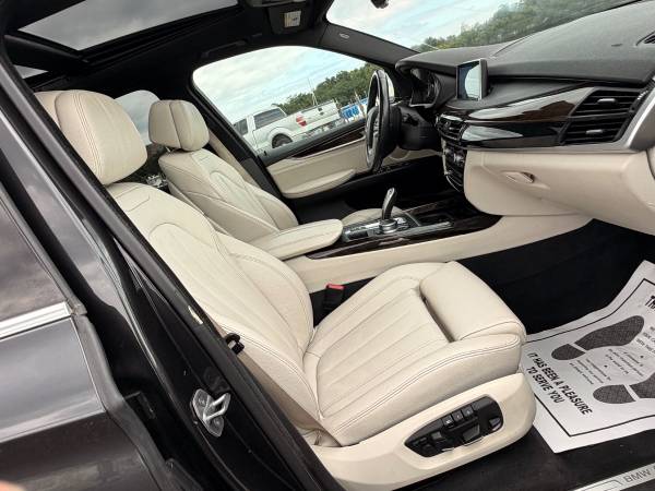 2017 BMW, dovoz USA — foto 12 z 12