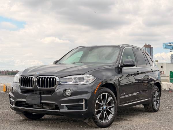 2017 BMW, dovoz USA — foto 2 z 12