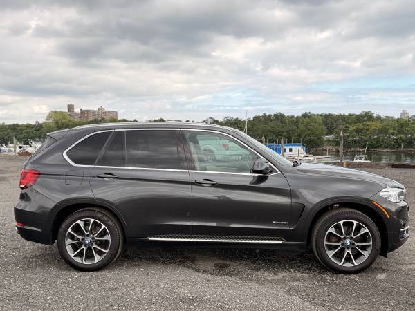 2017 BMW, dovoz USA — foto 9 z 12