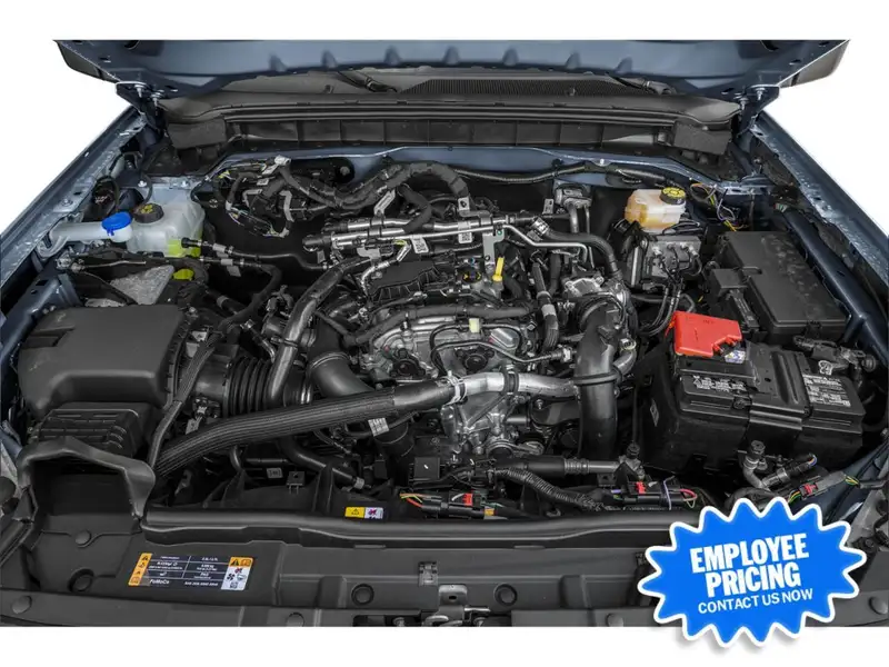 2026 Ford Bronco, šedá, 125 km, dovoz Kanada — foto 9 z 12