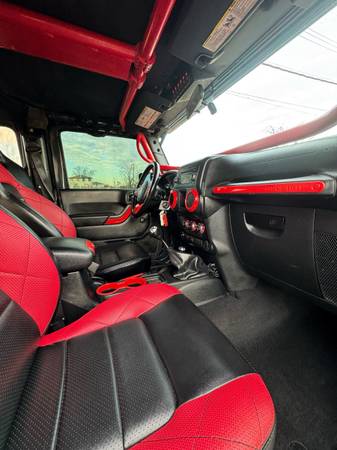 Jeep, dovoz USA — foto 10 z 12