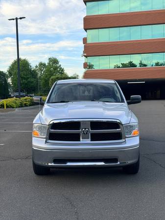 2009 Dodge, dovoz USA — foto 2 z 12