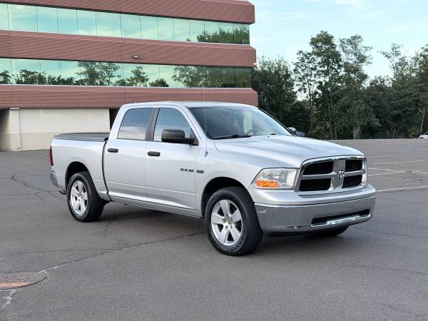 2009 Dodge, dovoz USA — foto 3 z 12