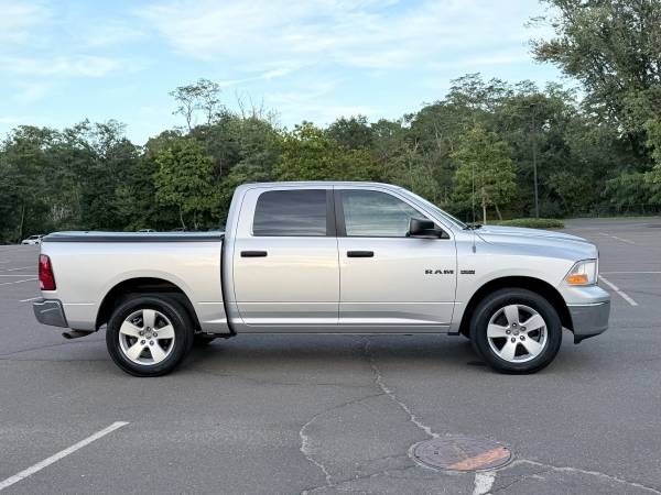 2009 Dodge, dovoz USA — foto 4 z 12
