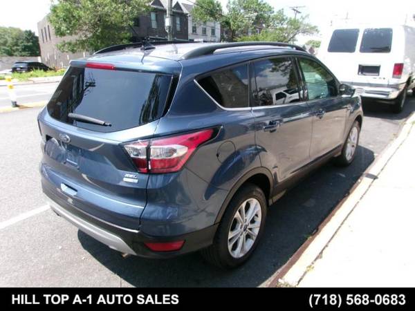 2018 Ford, dovoz USA — foto 7 z 12