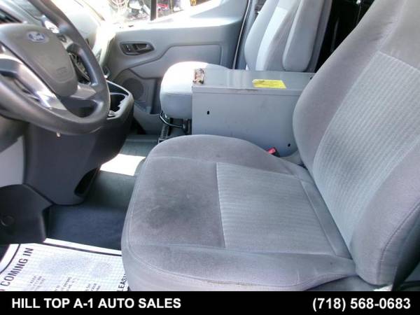 2019 Ford, dovoz USA — foto 11 z 12