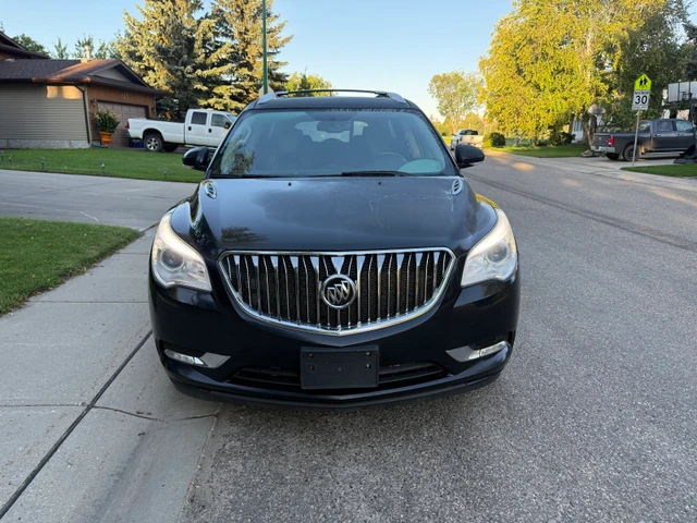 2015 Buick Enclave, 145 000 km, dovoz Kanada — foto 2 z 5