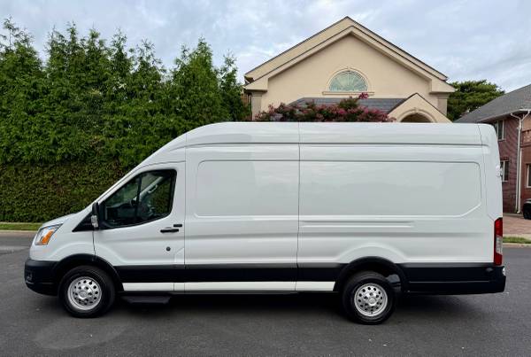 2020 Ford, dovoz USA — foto 5 z 12