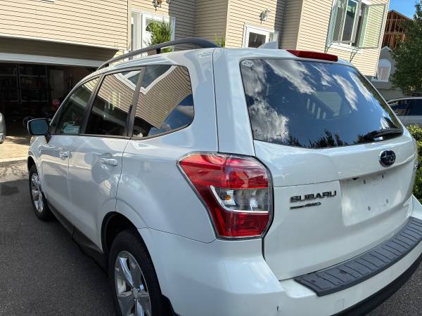 2016 Subaru, dovoz USA — foto 8 z 12