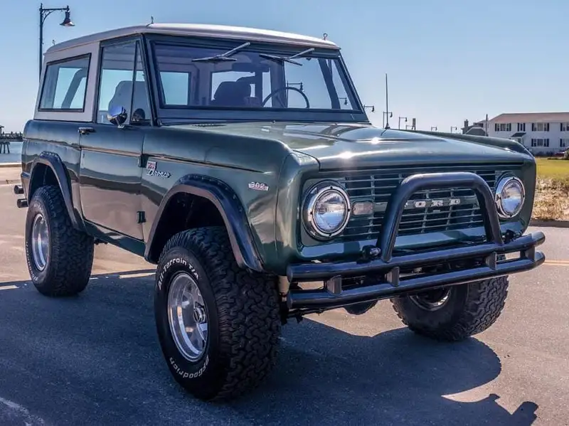 1969 Ford Bronco, zelená, 61 000 km, dovoz Kanada — foto 4 z 12