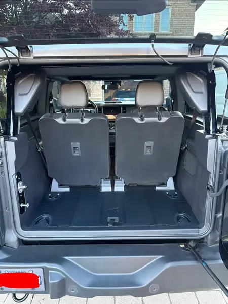 2024 Ford Bronco, černá, 30 000 km, dovoz Kanada — foto 9 z 9