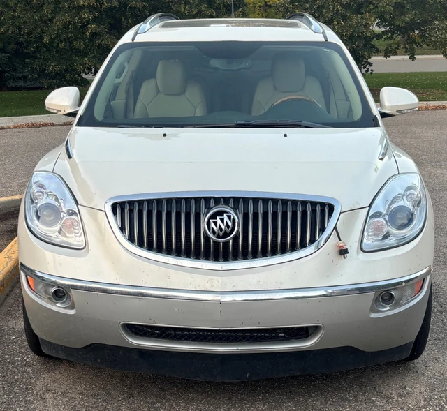 2012 Buick Enclave CLX2, béžová, 186 845 km, dovoz Kanada — foto 4 z 5