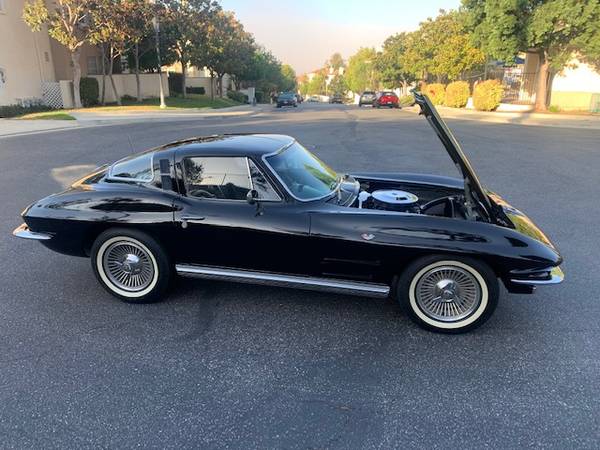 1964 Corvette, dovoz USA — foto 2 z 11