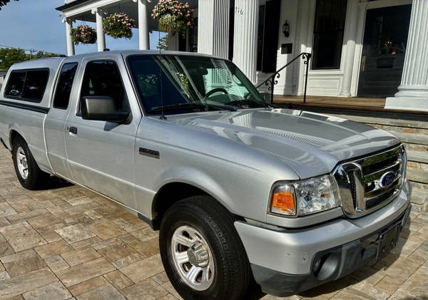 2010 Ford, dovoz USA — foto 3 z 10