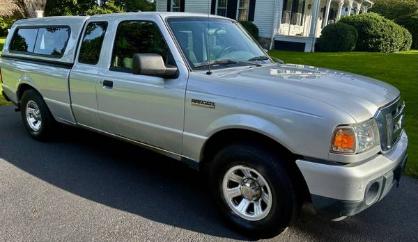 2010 Ford, dovoz USA — foto 5 z 10