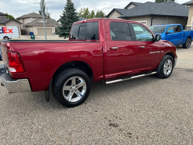 2012 Dodge Ram1500, 256 000 km, dovoz Kanada — foto 3 z 5