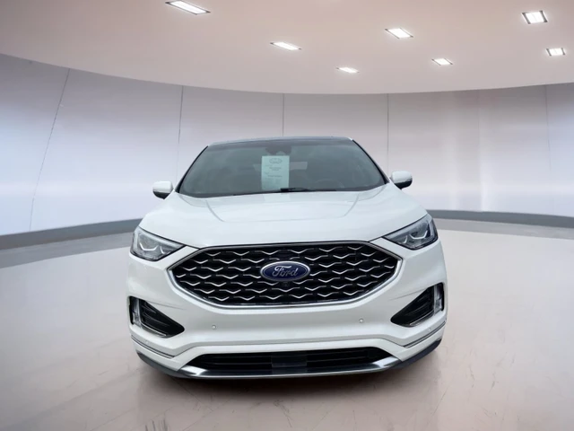 2020 Ford Edge Titanium, bílá, 137 329 km, dovoz Kanada — foto 2 z 20