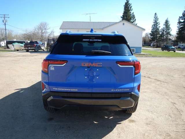 2026 GMC Terrain Elevation Awd, modrá, 5 km, dovoz Kanada — foto 5 z 20