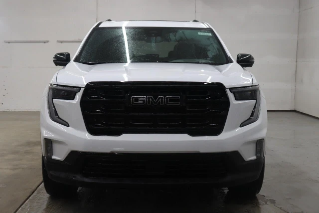 2026 GMC Acadia Elevation, bílá, 360 km, dovoz Kanada — foto 3 z 5