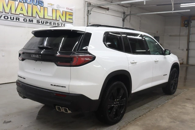 2026 GMC Acadia Elevation, bílá, 360 km, dovoz Kanada — foto 4 z 5