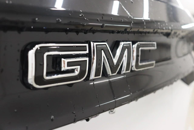 2026 GMC Acadia Elevation, bílá, 360 km, dovoz Kanada — foto 5 z 5