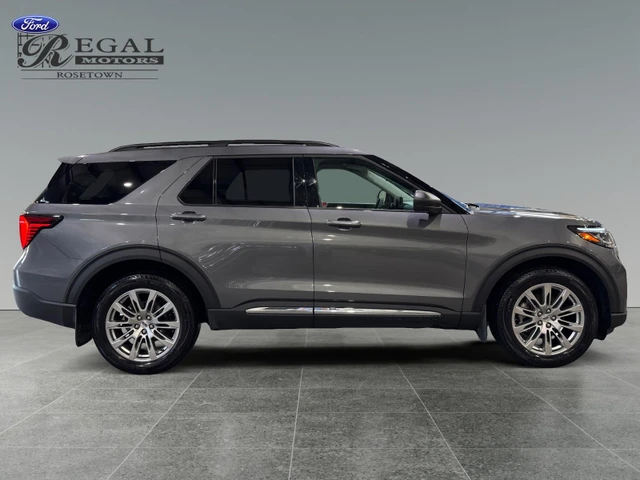 2025 Ford Explorer Active, šedá, 26 993 km, dovoz Kanada — foto 2 z 5
