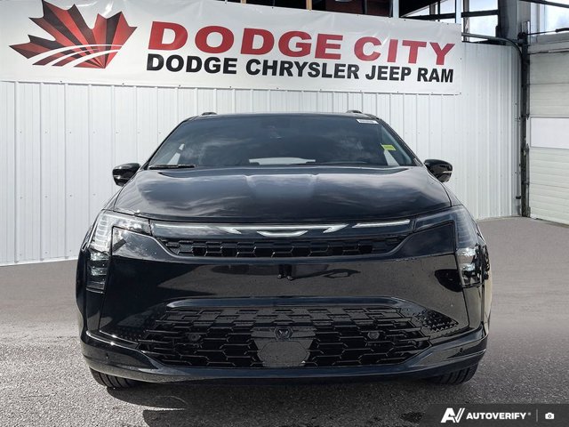 2027 Chrysler Pacifica Select, černá, 29 km, dovoz Kanada — foto 7 z 20